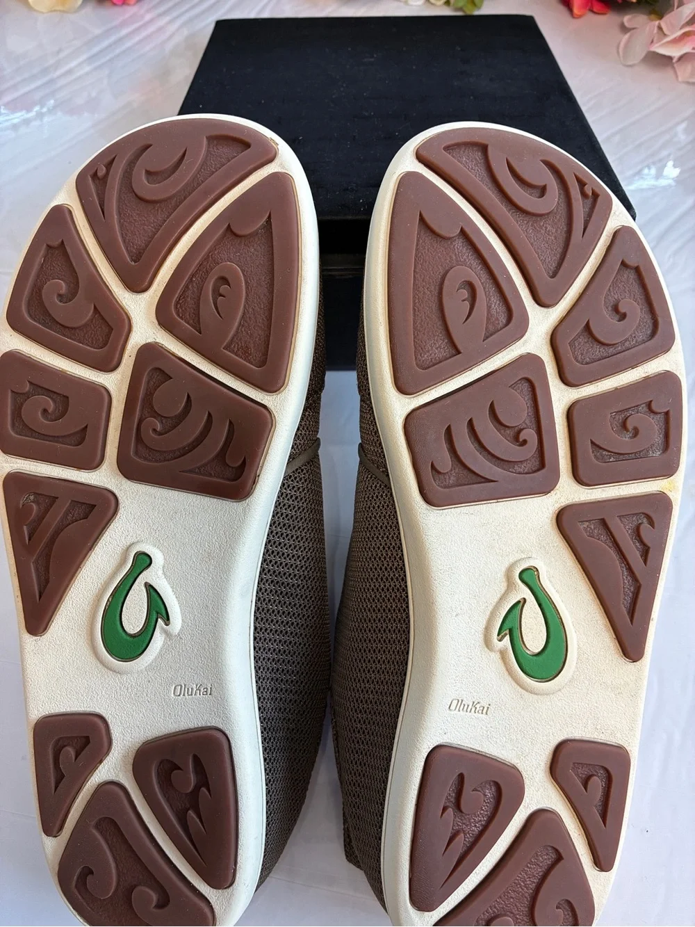 OluKai nohea mesh